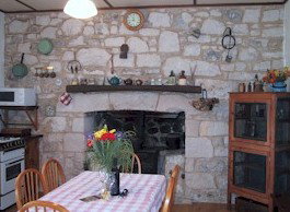 Mt Dutton Bay Woolshed Heritage Cottage - Accommodation Mooloolaba 1