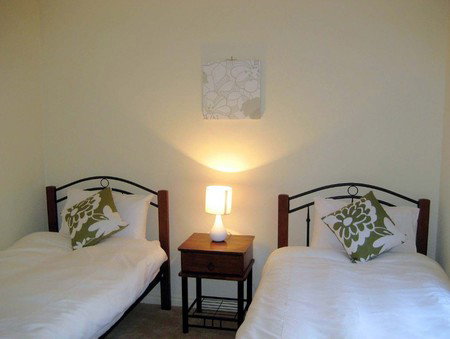 The Kookaburra - Accommodation Mooloolaba 2