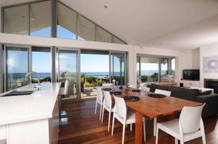 Island Beach Escape - Accommodation Mooloolaba 2