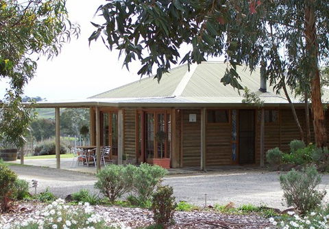 McLaren Ridge 1 - McLaren Ridge Log Cabins - Accommodation Mooloolaba 5