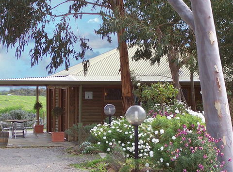 McLaren Ridge 1 - McLaren Ridge Log Cabins - Accommodation Mooloolaba 6