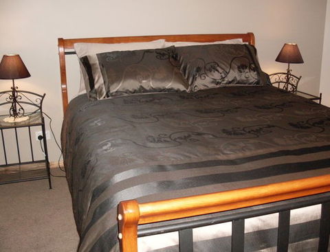 Lazy Days B&B Cottage - Accommodation Mooloolaba 4