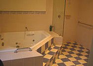 Naracoorte Cottages - MacDonnell House - Accommodation Mooloolaba 4