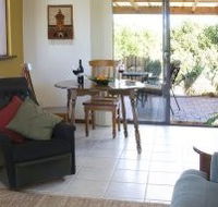 Linger Longer Vineyard - Accommodation Mooloolaba