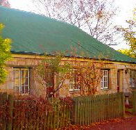 Colonial Cottages of Ross - Captain Samuels Cottage - Accommodation Mooloolaba