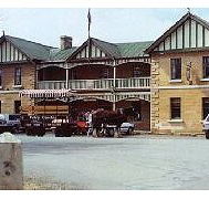 Man-O-Ross Hotel - Accommodation Mooloolaba