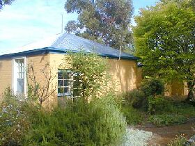 Richmond Coachmans Rest - Accommodation Mooloolaba 0