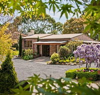 Shingles Riverside Cottages - The - Accommodation Mooloolaba