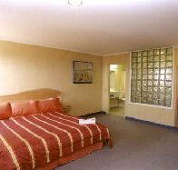 Lighthouse Hotel - Accommodation Mooloolaba