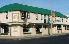 New Norfolk Hotel - Accommodation Mooloolaba 0