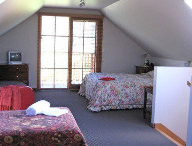 Amble Inn Cottage - Accommodation Mooloolaba 4