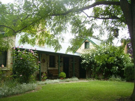 Laurel Cottage - Accommodation Mooloolaba 0