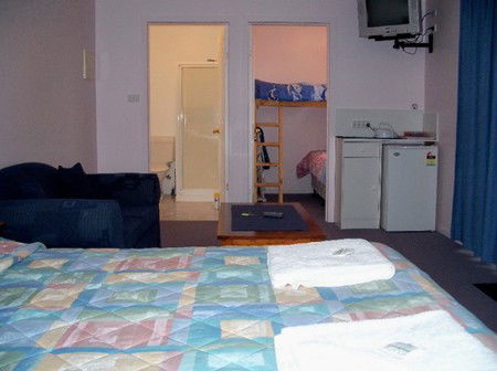 Sunset Beach Cabins - Accommodation Mooloolaba 1