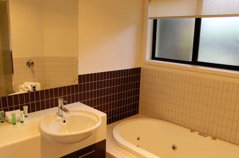 Wyndham Seven Mile Beach - Accommodation Mooloolaba 2