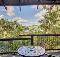 Secrets on the Lake - Accommodation Mooloolaba
