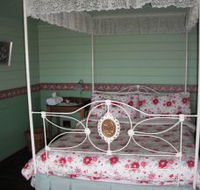 Berry Mountain Farm Mullengrove Cottage - Accommodation Mooloolaba