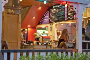 Halse Lodge Backpackers Hostel YHA - Accommodation Mooloolaba 3