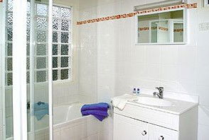 Bay Of Plenty Lodges - Accommodation Mooloolaba 3