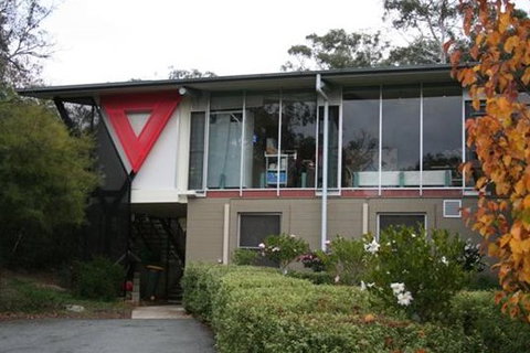 Bush Capital Lodge - Accommodation Mooloolaba 0