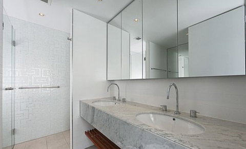 Apartments By Nagee Canberra - Accommodation Mooloolaba 3