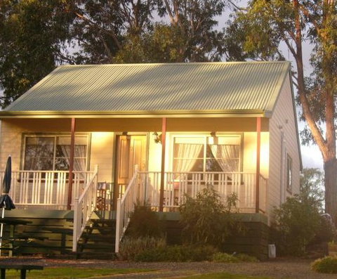 Avoca Cottages - Accommodation Mooloolaba 0