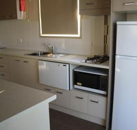 Bowlo Holiday Cabins - Accommodation Mooloolaba