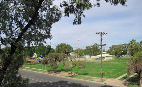 Bourke Apartments - Accommodation Mooloolaba 2