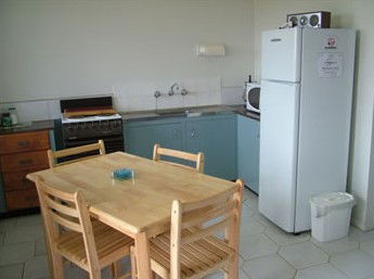 Heathers Holiday Units - Accommodation Mooloolaba 3