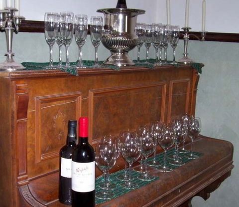 Duke Of Cornwall Inn - Accommodation Mooloolaba 2