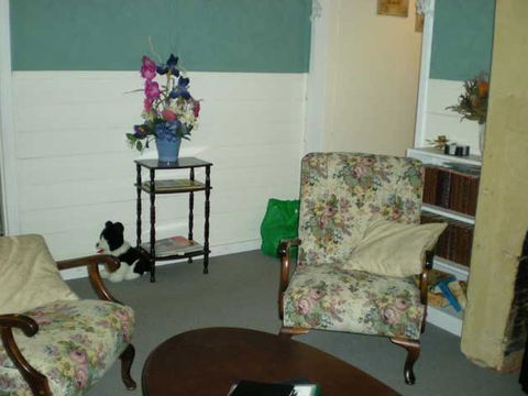 Kookaburra Cottage - Broken Hill - Accommodation Mooloolaba 3