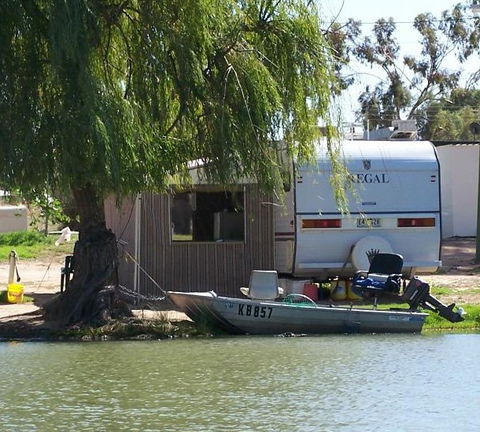 Willow Bend Caravan Park - Accommodation Mooloolaba 0