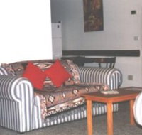 Snowdale Flats - Accommodation Mooloolaba