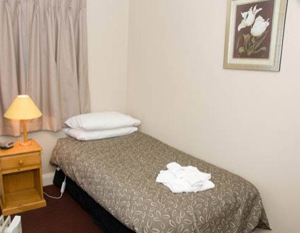 Alpine Hotel - Accommodation Mooloolaba 4