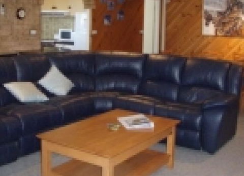 Aviemore 4 - Accommodation Mooloolaba 2