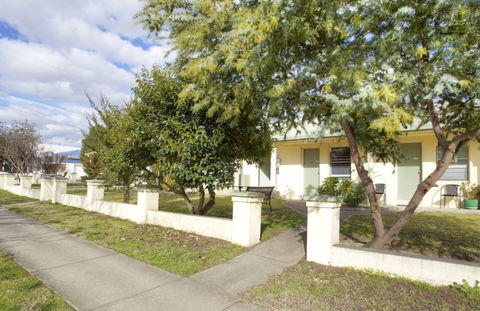 Tumut Apartments - Accommodation Mooloolaba 0