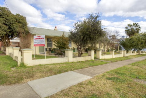 Tumut Apartments - Accommodation Mooloolaba 1