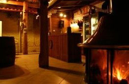 Altamira Retreat - Accommodation Mooloolaba 1