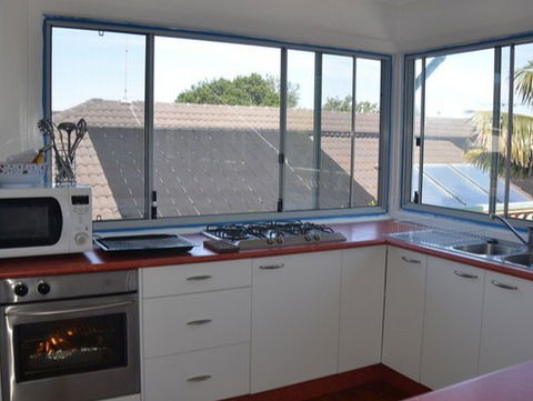 Boat Harbour Holiday - Accommodation Mooloolaba 4