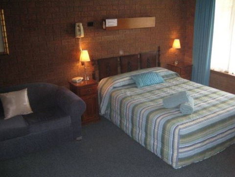 Greenacres Motel - Accommodation Mooloolaba 1