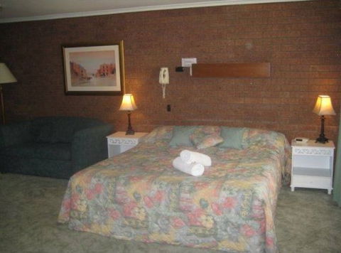Greenacres Motel - Accommodation Mooloolaba 2
