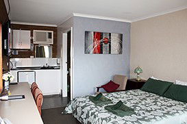Camellia Motel - Accommodation Mooloolaba 3