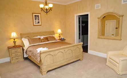 Ms. - Accommodation Mooloolaba 3