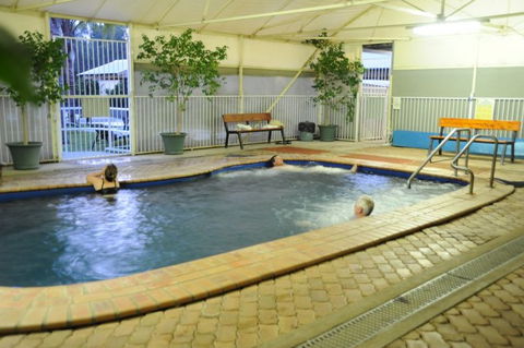 Artesian Spa Motel - Accommodation Mooloolaba 0