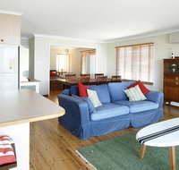 90 Oceans Edge - Accommodation Mooloolaba