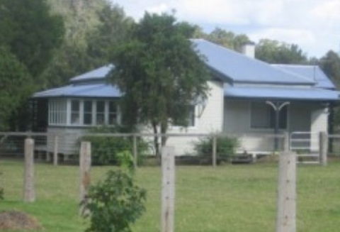 Camelot Retreat - Accommodation Mooloolaba 1