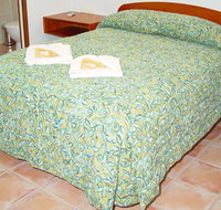 R  R  Woodgate Beach - Accommodation Mooloolaba