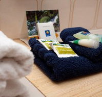 Blue Shades Motel - Accommodation Mooloolaba