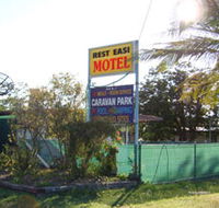 Rest Easi Motel - Accommodation Mooloolaba