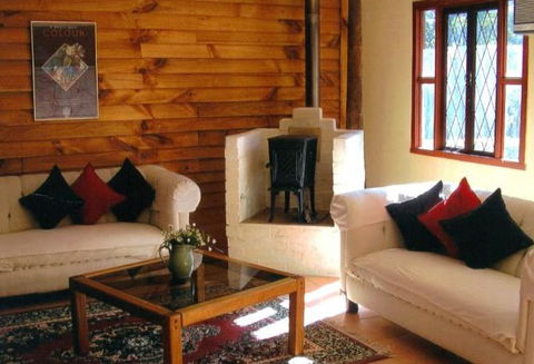 Girraween Country Inn - Accommodation Mooloolaba 0