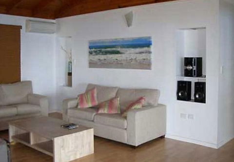 Amity Shaws - Accommodation Mooloolaba 3